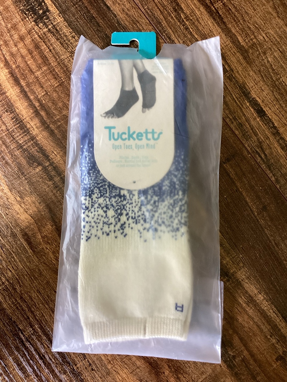 NWT Tucketts Anklet Open Toe Grip Socks Large Blue Effervescence Yoga Pilates